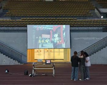 传媒学院回影像工作室2026年秋季“光影之旅·乡村影像”校园露天电影放映活动持续开展